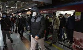 شلوغی متروی تهران - کرج در اولین روز از تعطیلی کرونایی البرز