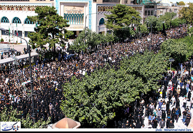 گزارش تصویری تشییع زائران آسمانی امام هشتم(ع) گزارش تصویری تشییع زائران آسمانی امام هشتم(ع)