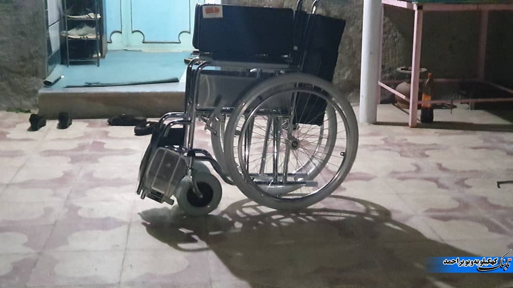 گذرگاه از خانه تا دانشگاه دانشجوی معلول لنده ای هموار شد+تصویر