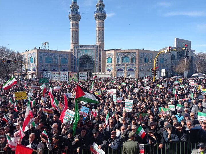 اعلام محدودیت ترافیکی مراسم راهپیمایی ۲۲ بهمن در اردبیل