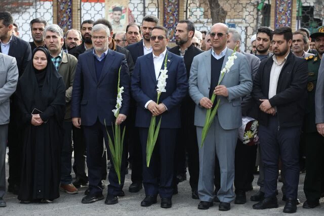 افتتاح پروژههای اداری، مسکونی و صنعتی اشتهارد با حضور معاون رئیسجمهور افتتاح پروژههای اداری، مسکونی و صنعتی اشتهارد با حضور معاون رئیسجمهور