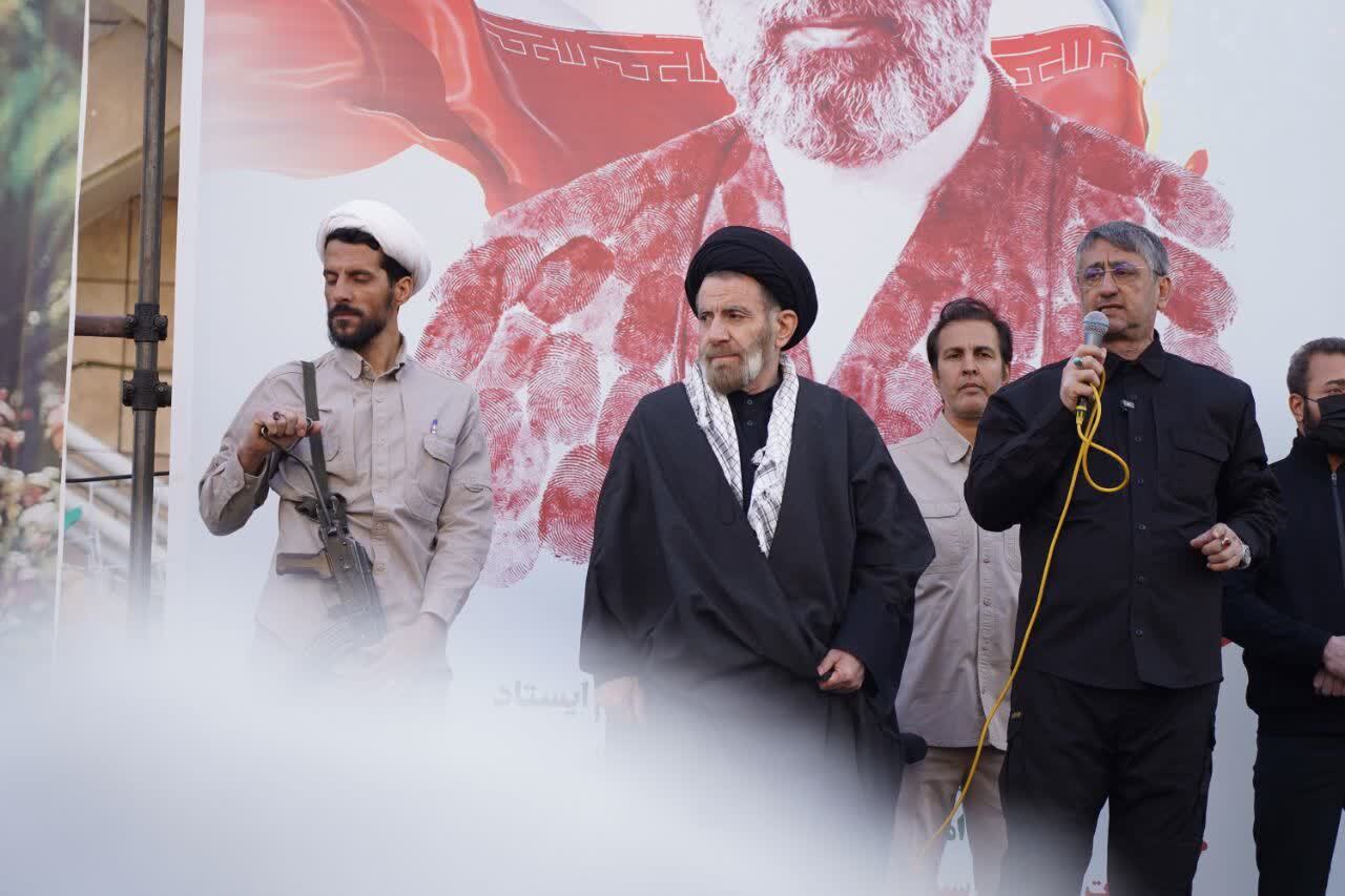 حضور همهجانبه در میدانهای رزم و خیابان نویدبخش نابودی رژیم صهیونسیتی است حضور همهجانبه در میدانهای رزم و خیابان نویدبخش نابودی رژیم صهیونسیتی است
