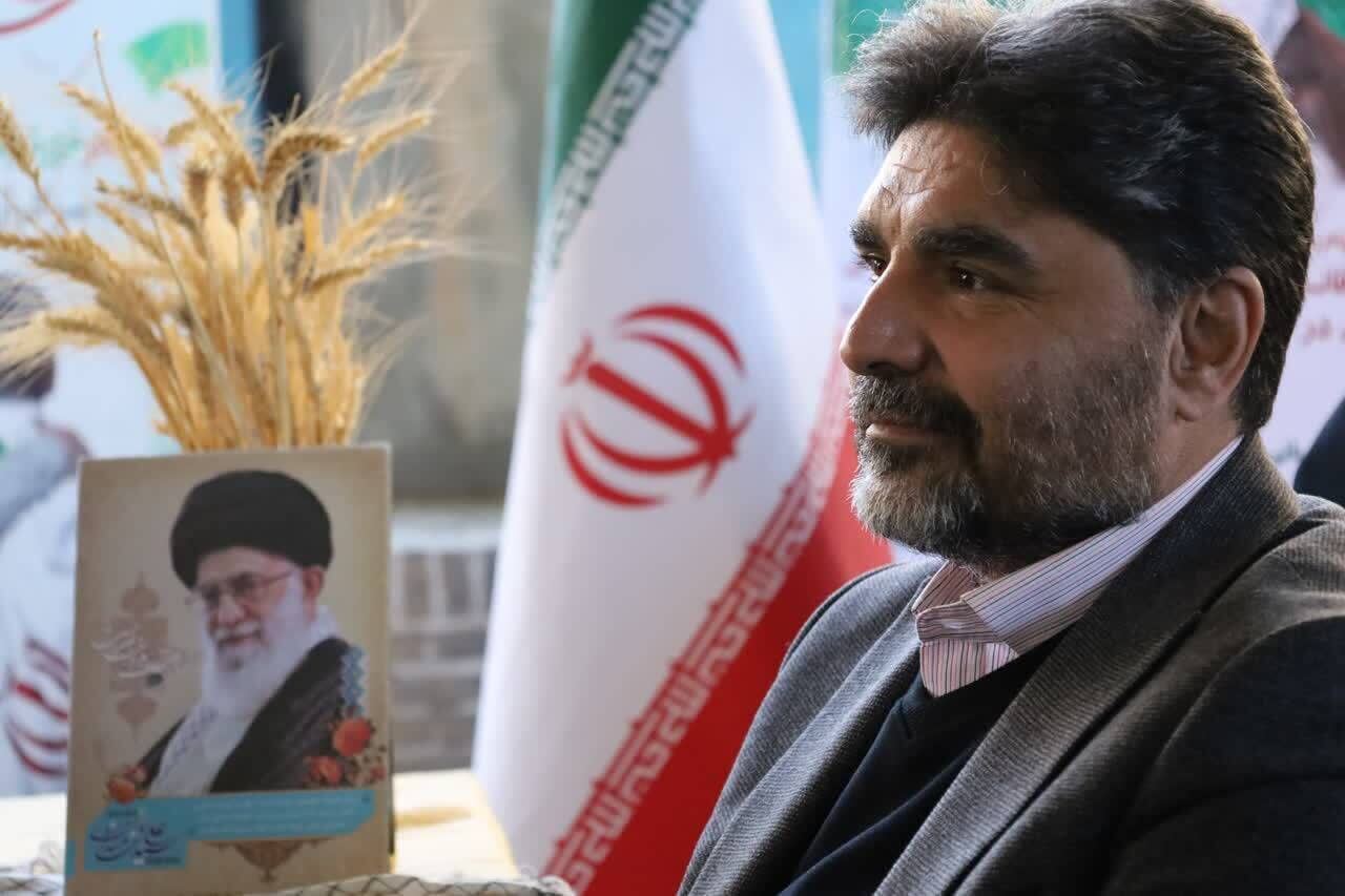 کرمانشاه با ریل گندم به اوج رسید / حمل ۱۹۱ هزار تن در مسیر توسعه ملی کرمانشاه با ریل گندم به اوج رسید / حمل ۱۹۱ هزار تن در مسیر توسعه ملی