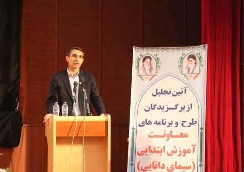 آموزش و پرورش نباید قربانی منطقهای اقتصادی و سیاسی شود آموزش و پرورش نباید قربانی منطقهای اقتصادی و سیاسی شود