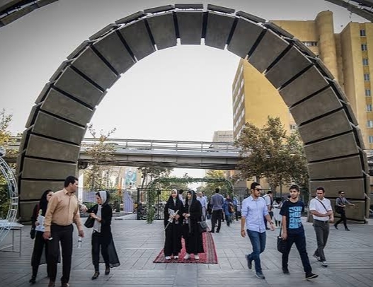 به انقلاب فرهنگی در دانشگاه نیازمندیم/تبیین حکمرانی جمهوری اسلامی مسئله دانشگاه امروز به انقلاب فرهنگی در دانشگاه نیازمندیم/تبیین حکمرانی جمهوری اسلامی مسئله دانشگاه امروز