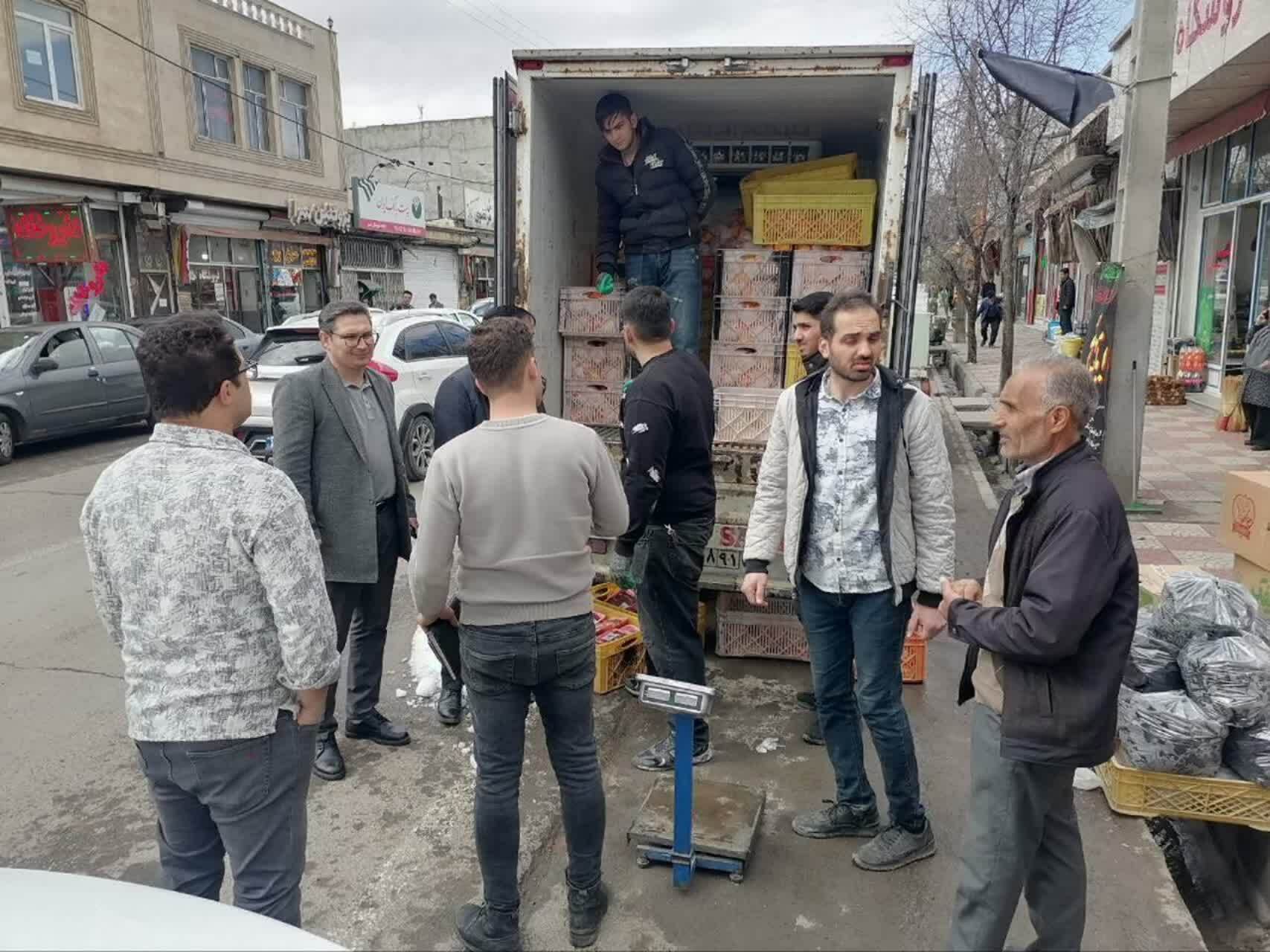 ۶ تن مرغ منجمد درشهرستان نیر توزیع شد ۶ تن مرغ منجمد درشهرستان نیر توزیع شد
