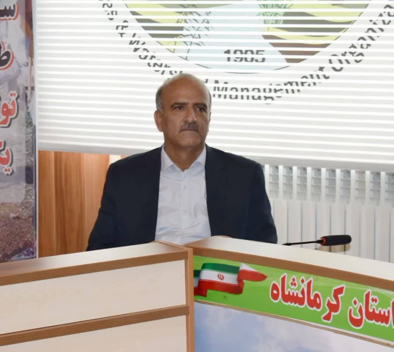 رشد ۱۷ درصدی استعلامات «پنجره واحد زمین» در کرمانشاه رشد ۱۷ درصدی استعلامات «پنجره واحد زمین» در کرمانشاه