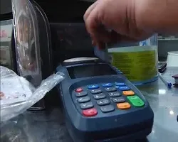 دستگیری کلاهبرداری با شگرد اسکن کارت بانکی در اصفهان